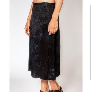 Raquel Allegra Bias skirt midi black Tie dye ripple satin skirt 2 new with tags